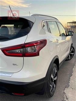 نيسان روج سبورت